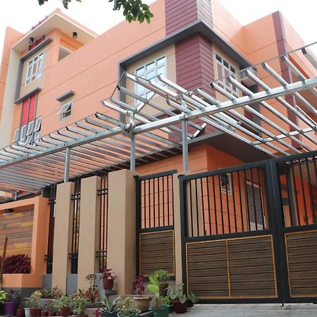 Anicia Guesthouse Rooms Paranaque City Exterior foto