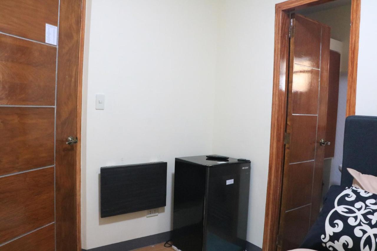 Anicia Guesthouse Rooms Paranaque City Exterior foto