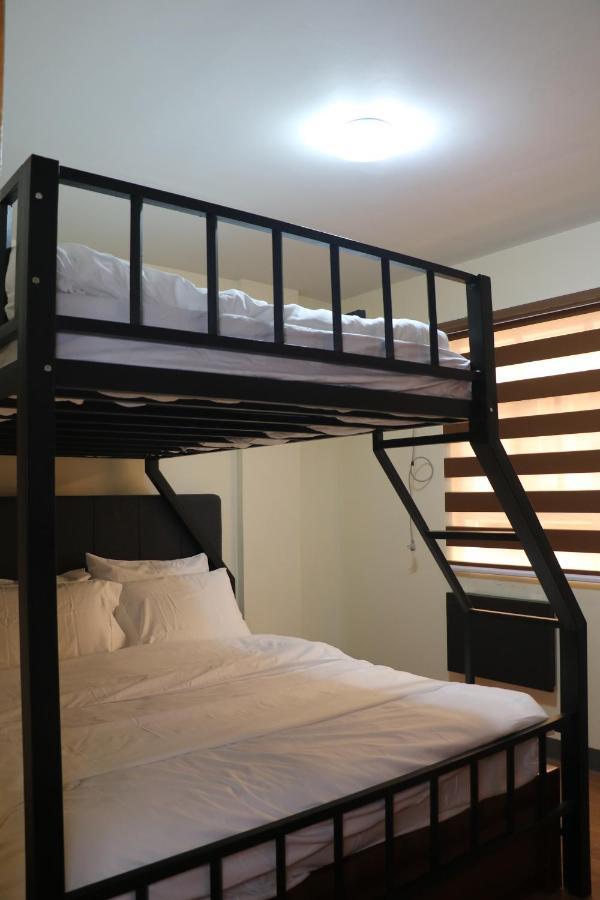 Anicia Guesthouse Rooms Paranaque City Exterior foto