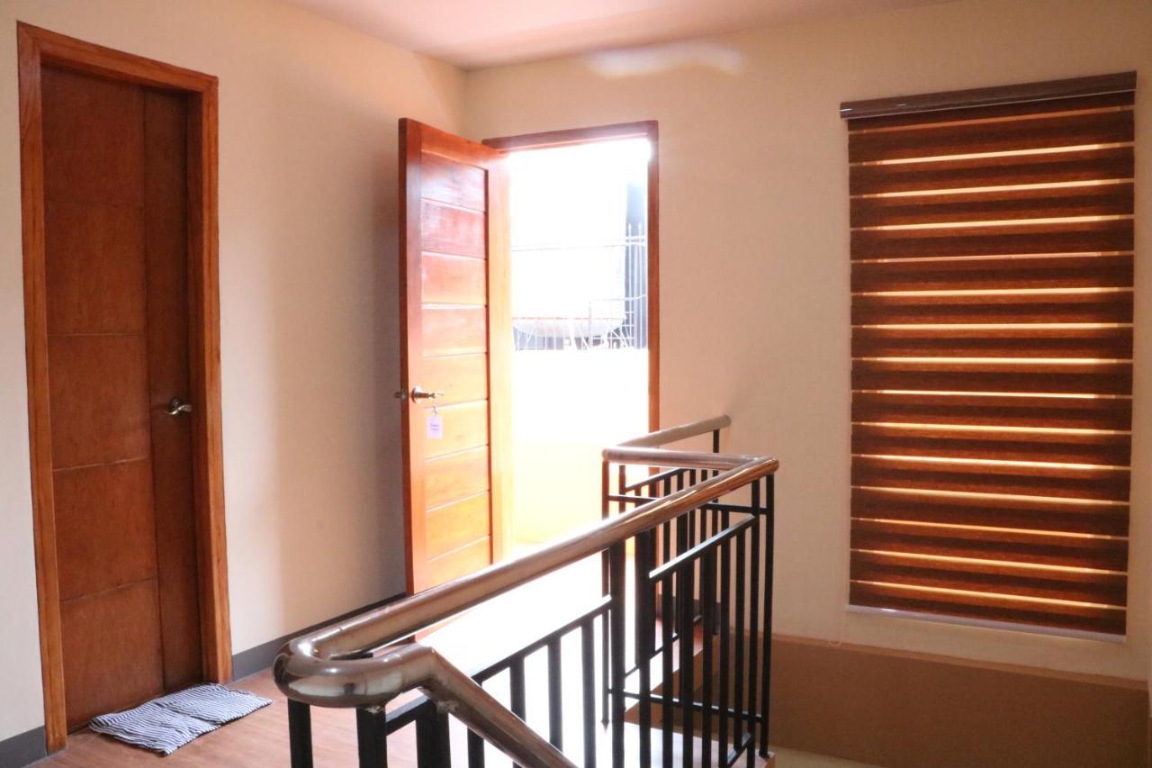 Anicia Guesthouse Rooms Paranaque City Exterior foto